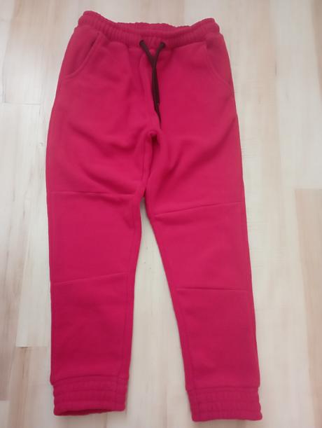 Hrubé flísové tepláky úplne nové, gate,140