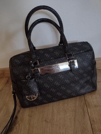 Kabelka guess, guess
