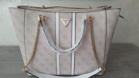 Guess kabelka, guess