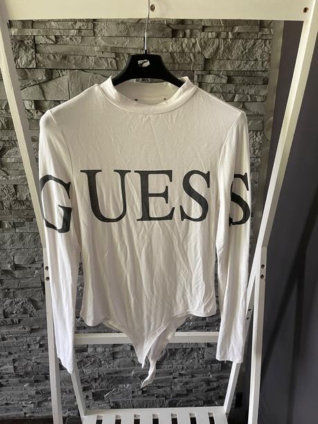 Guess v.m, guess,m