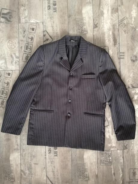 Oblek veľkosť 52, 52