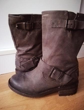 Čižmy bullboxer v.38, 38