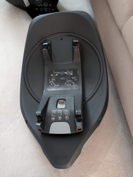 Vajíčko cybex + základňa, cybex