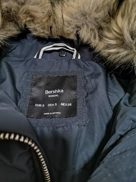 Vetrovka, bershka,s