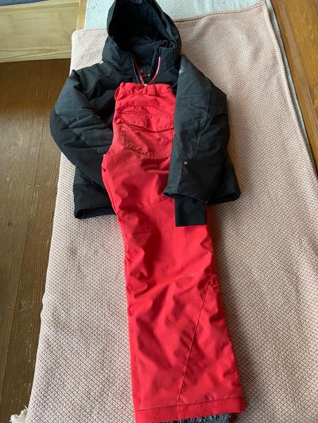 Lyžiarsky komplet spyder 12 rokov, 152