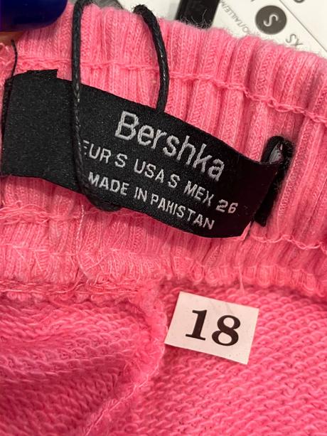 Dámske teplákové šortky ružové bershka (26), bershka,s