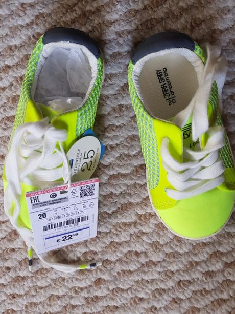 Zara tenisky, sandálky, 24