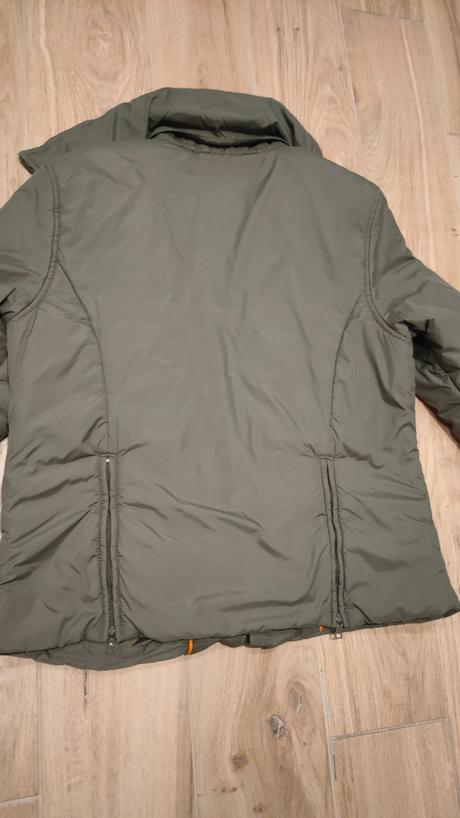 Prechodná bunda, 42