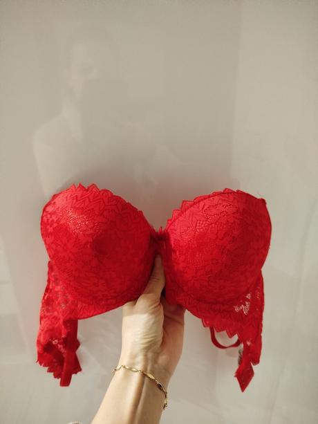 Celovystuzena podprsenka, 90b