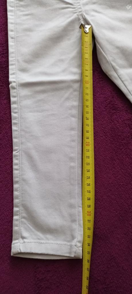 Džegíny, coccodrillo,98