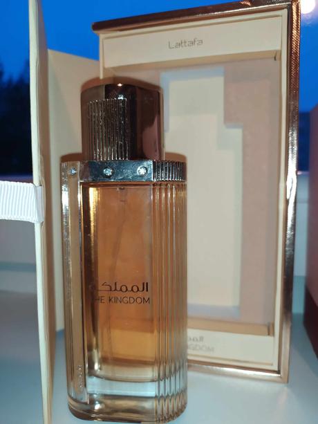 Parfem lattafa the kingdom for her,