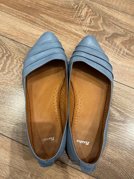 Celokožené balerínky, baťa,38