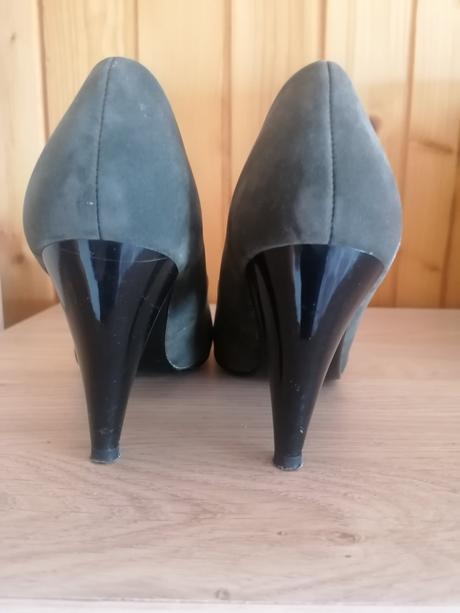 Semišové lodičky, 37