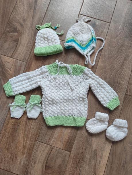 Štrikovaná súprava pre bábätko, 50