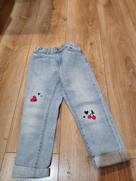 Rifle s vysivkou, 110