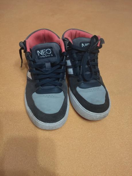 Botasky adidas neo 42 2/3, adidas,42