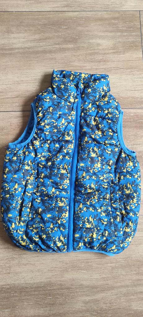 Vesta, mountain warehouse,116