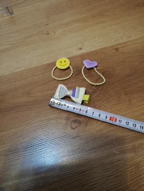 Gumicky a sponka a28, 