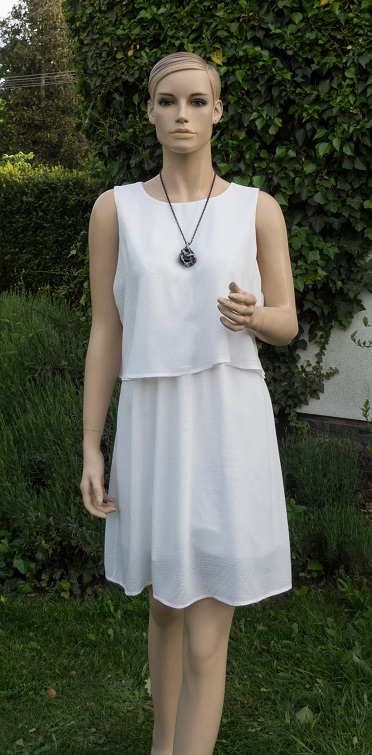 Biele letné šaty, 38