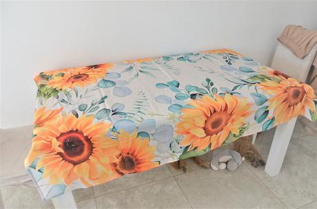 Obrus slnečnica, 