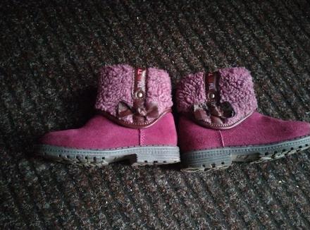 Semišové čižmy s mašličkou, 22