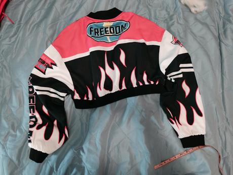 Tenká croptop mikina, s