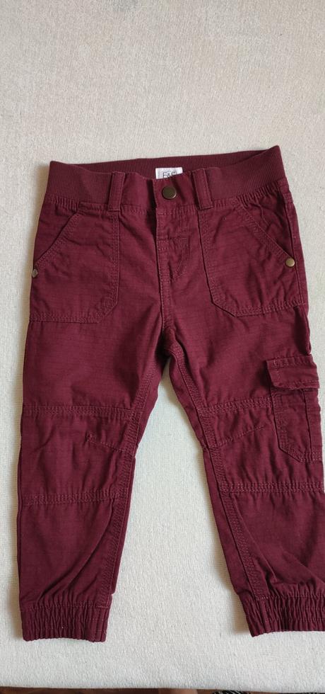 Bordové nohavice, f&f,92