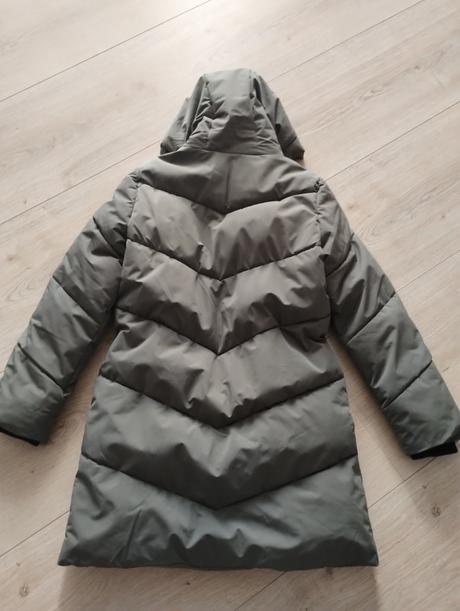 Zimná bunda, c&a,146