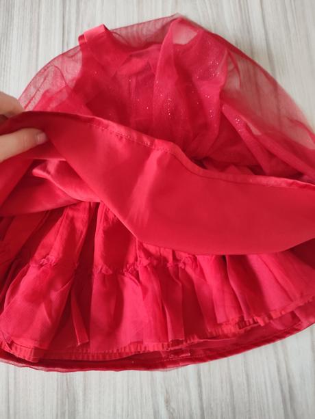 Červené šaty, next,80