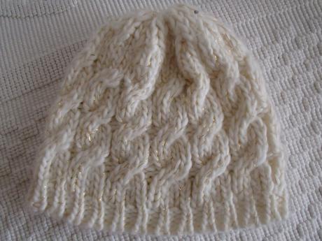 Pletená dievčenská čiapka, 104