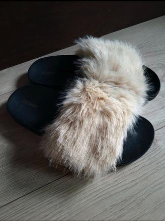 Huňaté šľapky, 38