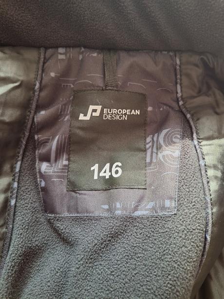 Lyžiarska bunda, 146