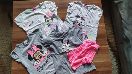 9. balíček na leto - pyzamka, disney,110