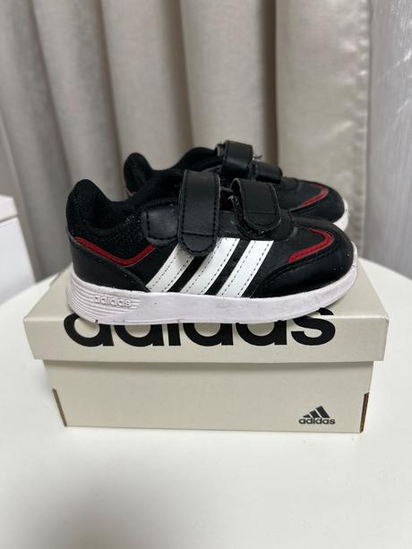 Teniska adidas veľkosť 22, adidas,22