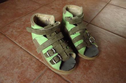 Ortopedické sandálky - veľ. 29 - 30 - dl. 19,5 cm, 29