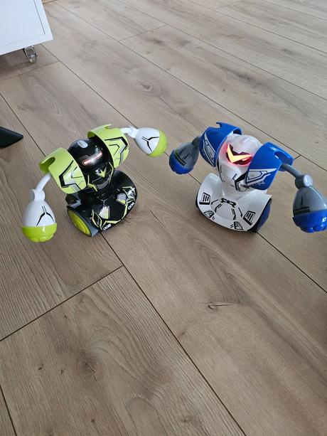 Roboty na boxovanie robo kombat, 