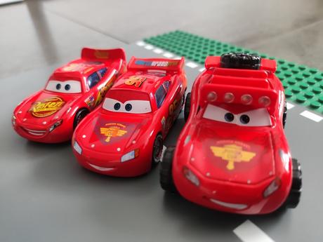 Autá cars,,mcqueen,, zo série 1.2.3.,