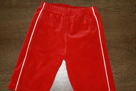 Zamatove teplácik, 68