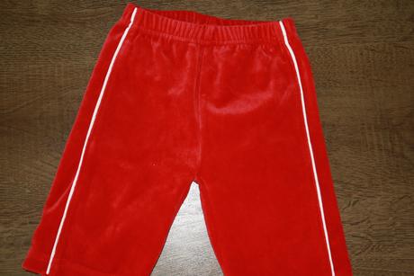 Zamatove teplácik, 68