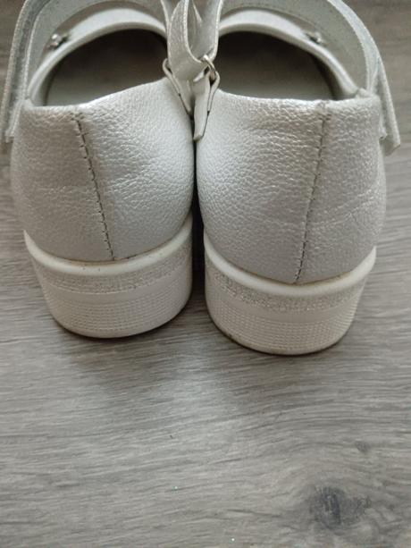 Topánky pre slečnu, 34