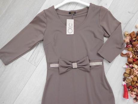 Olie šaty 38v, pružné hnedej farby, 38