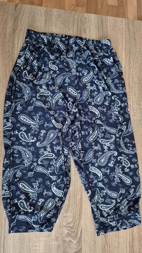 Letne nohavice tristvrtove xl, l