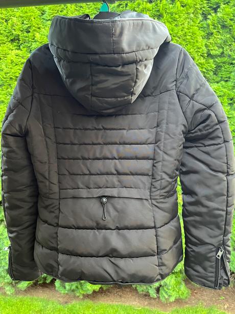 Reserved bunda, reserved,s