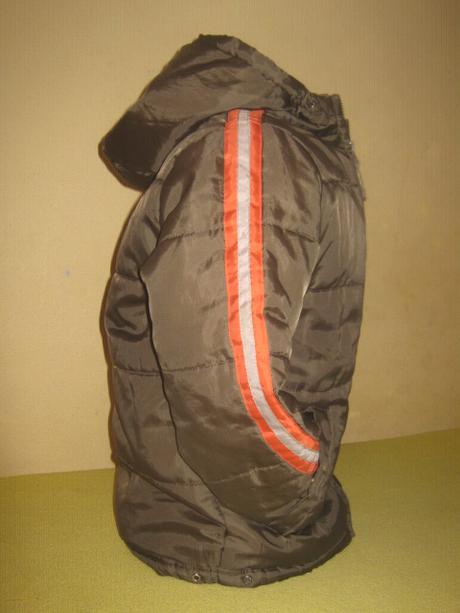 204  hnedá vetrovka , kenvelo,128