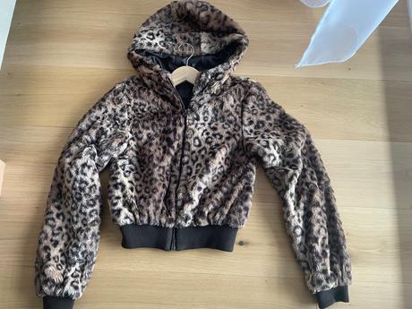 Bundička s tigrím vzorom, h&m,152