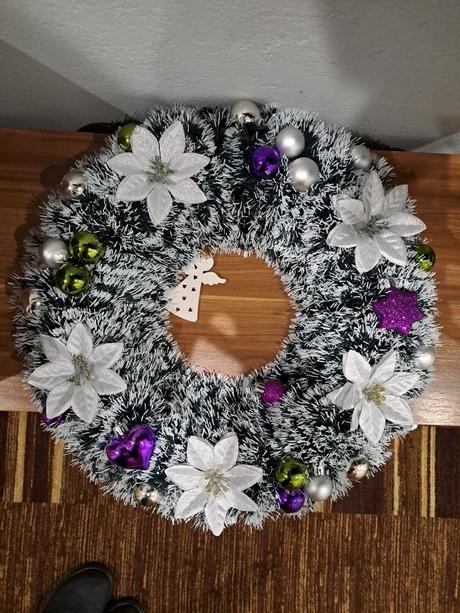 Vianočný veniec na zavesenie veľký,