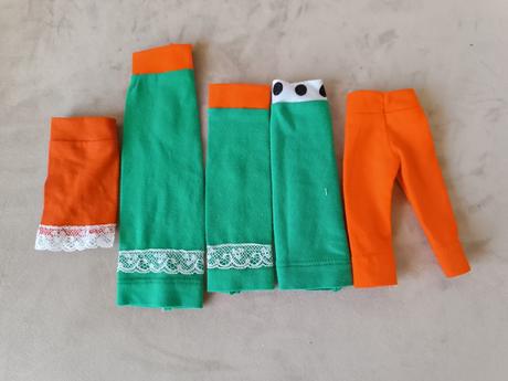 Oblečenie pre bábiky,