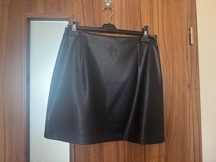 Koženkova sukňa, c&a,38