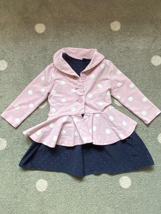 Bodkované sako a menšestrové šaty, 86