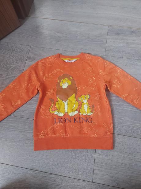 1x oblecena mikina the lion king, h&m,110